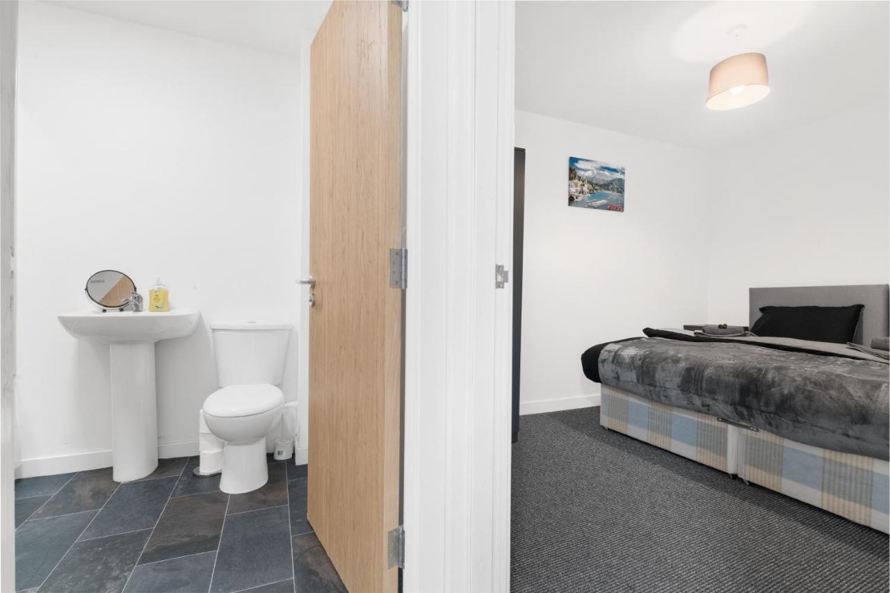 Amhc City Apartments Bradford City Centre One & Two Bedroom Apartments, 24 Hours Express Self Check In, Long Stay Contractors Welcome, Paid Parking Available Nearby Luaran gambar